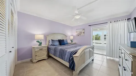 199 Whispering Sands Drive Sarasota FL 34242