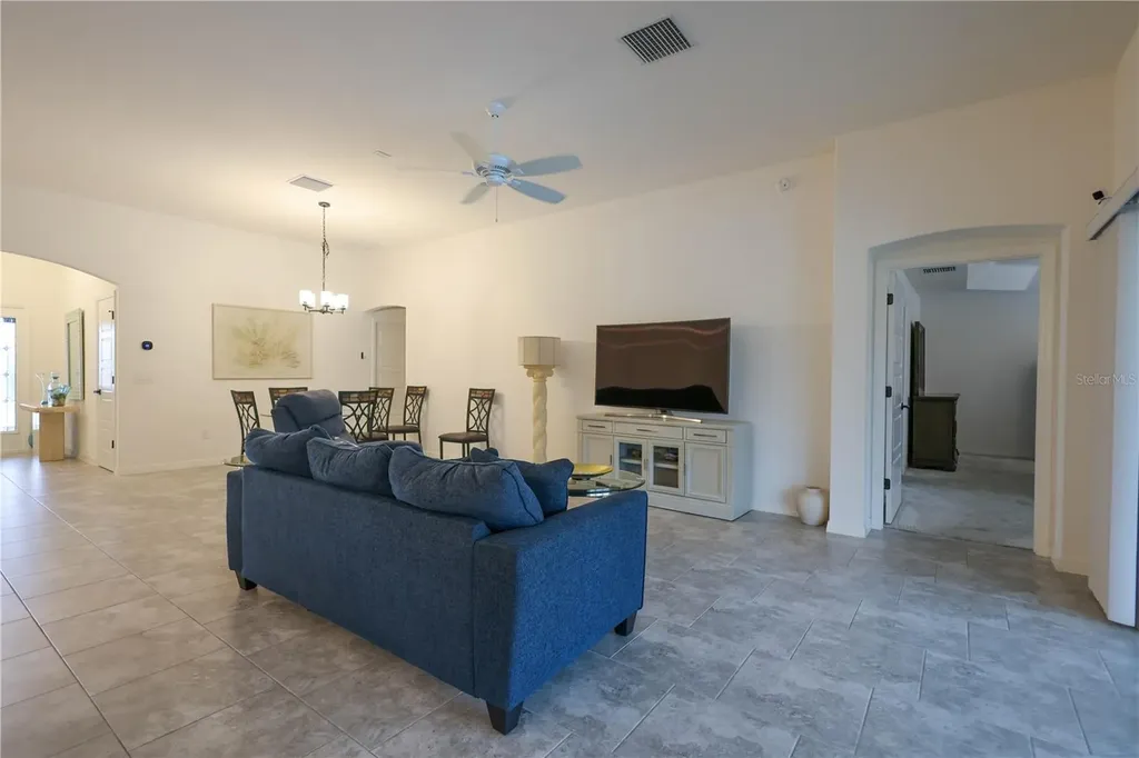 4714 Wightman Circle The Villages FL 32163