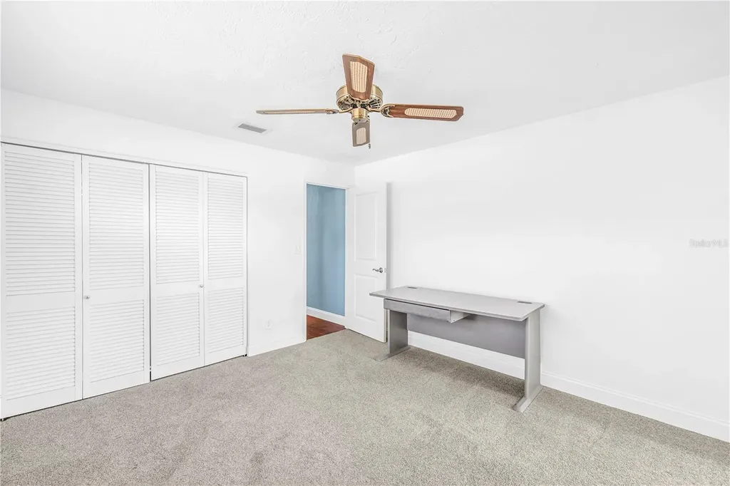 1964 Massachusetts Avenue NE St Petersburg FL 33703