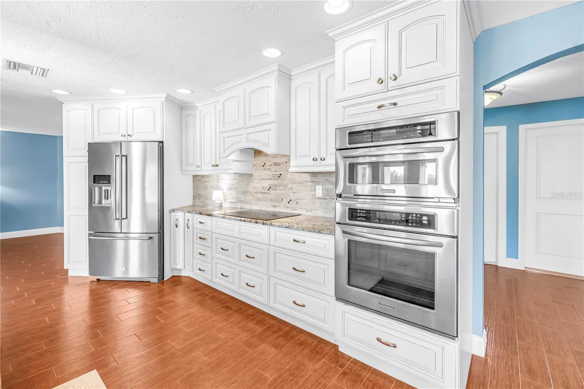1964 Massachusetts Avenue NE St Petersburg FL 33703