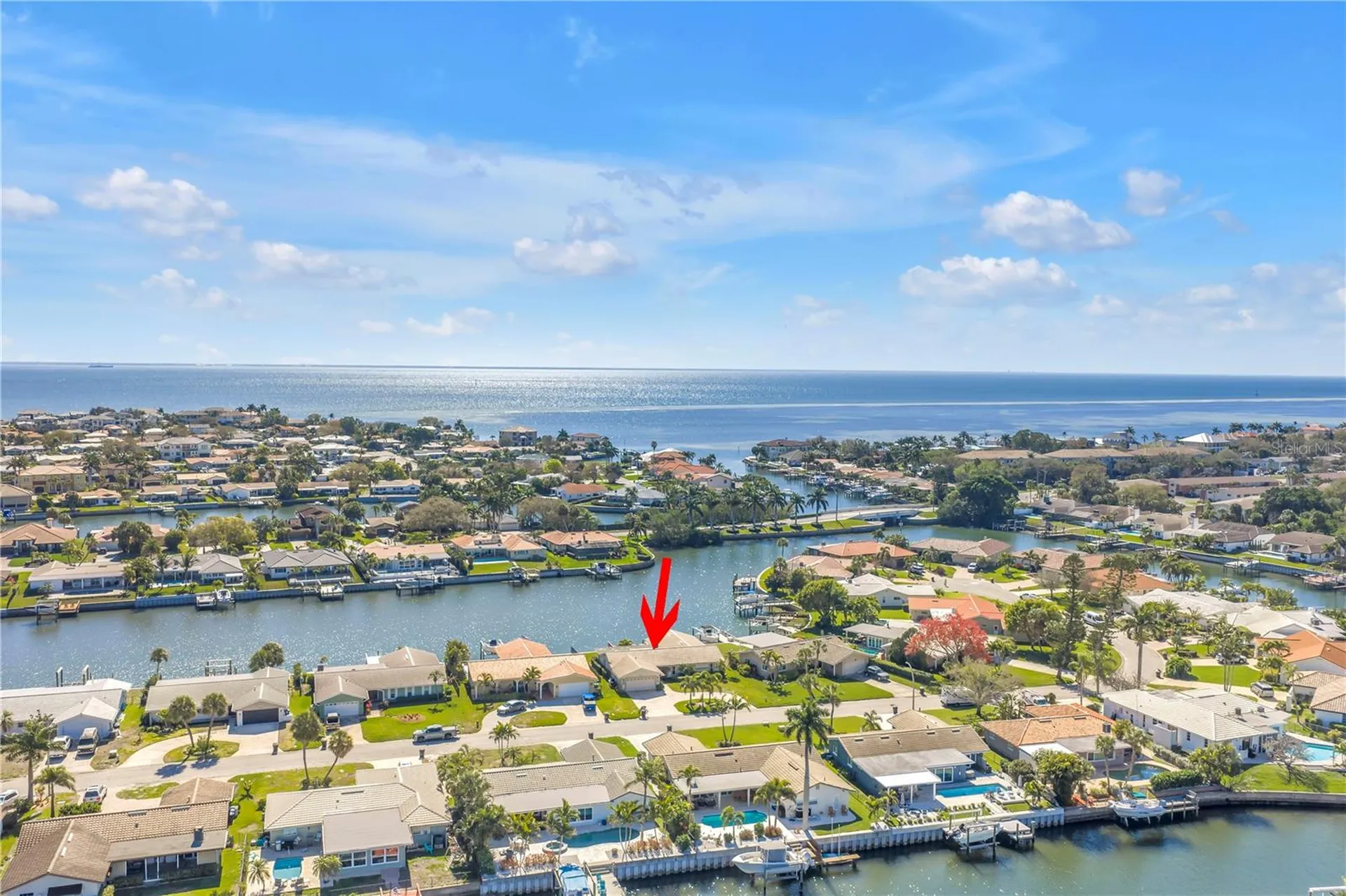 1964 Massachusetts Avenue NE St Petersburg FL 33703