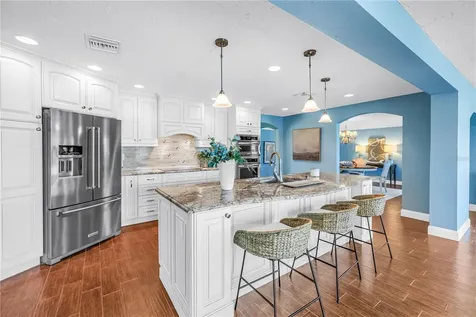 1964 Massachusetts Avenue NE St Petersburg FL 33703