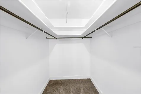 1964 Massachusetts Avenue NE St Petersburg FL 33703