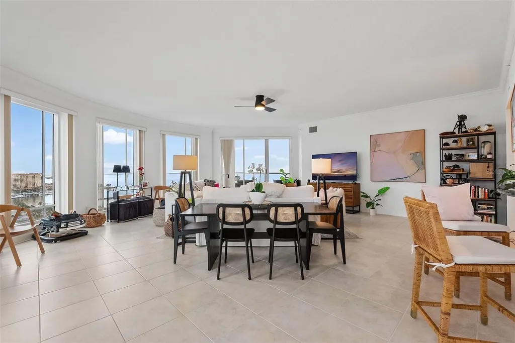 100 Beach Drive NE St Petersburg FL 33701