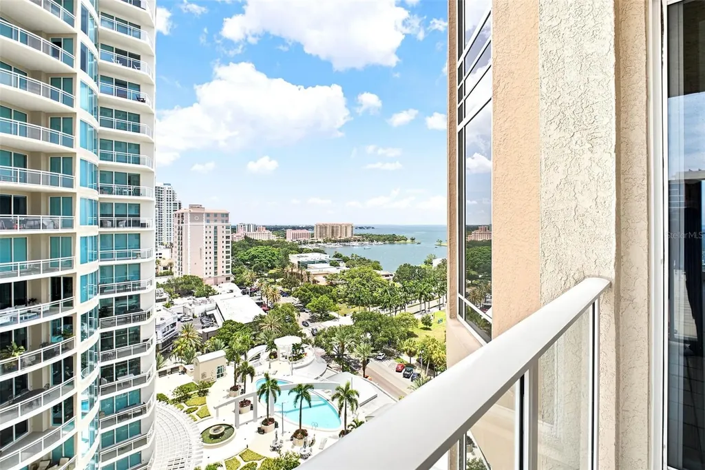 100 Beach Drive NE St Petersburg FL 33701