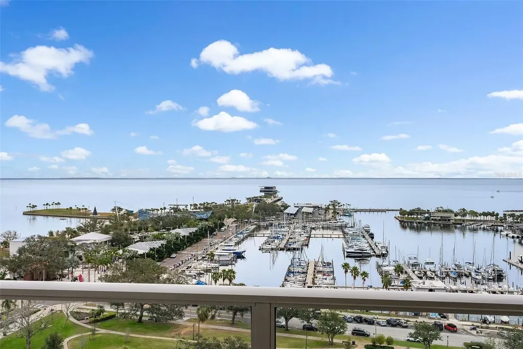 100 Beach Drive NE St Petersburg FL 33701