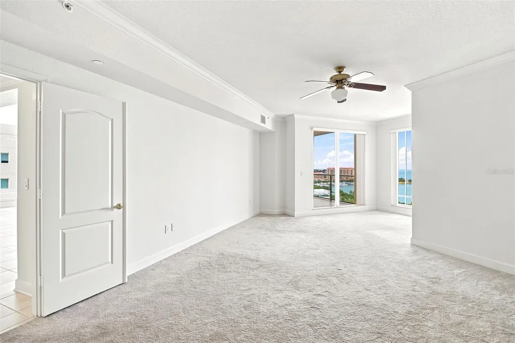 100 Beach Drive NE St Petersburg FL 33701