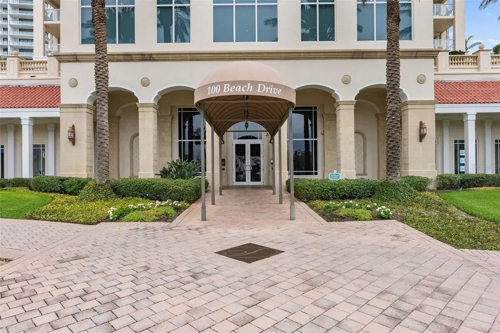 100 Beach Drive NE St Petersburg FL 33701