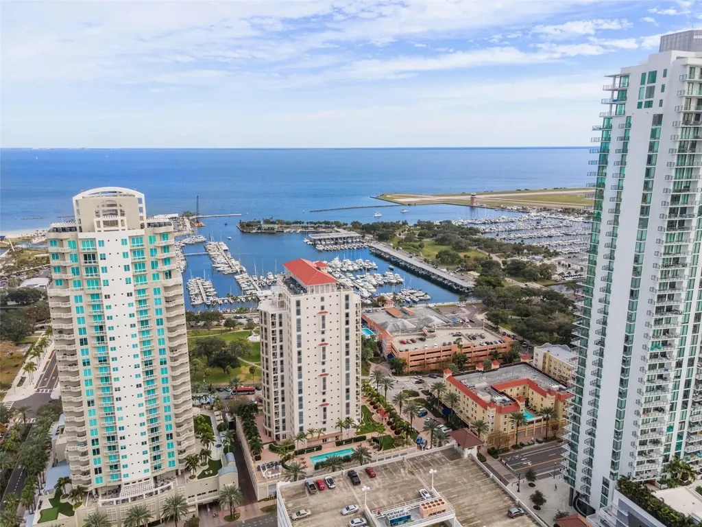 100 Beach Drive NE St Petersburg FL 33701