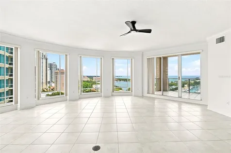 100 Beach Drive NE St Petersburg FL 33701
