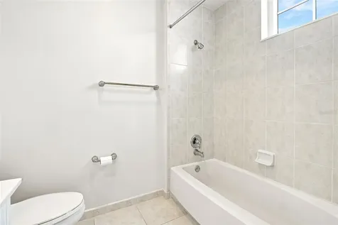 100 Beach Drive NE St Petersburg FL 33701