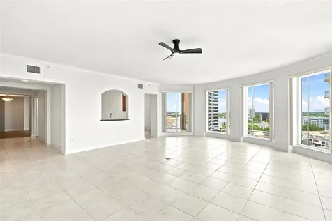 100 Beach Drive NE St Petersburg FL 33701