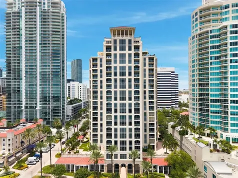 100 Beach Drive NE St Petersburg FL 33701