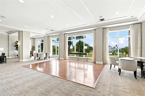 100 Beach Drive NE St Petersburg FL 33701