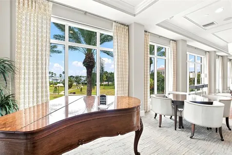 100 Beach Drive NE St Petersburg FL 33701