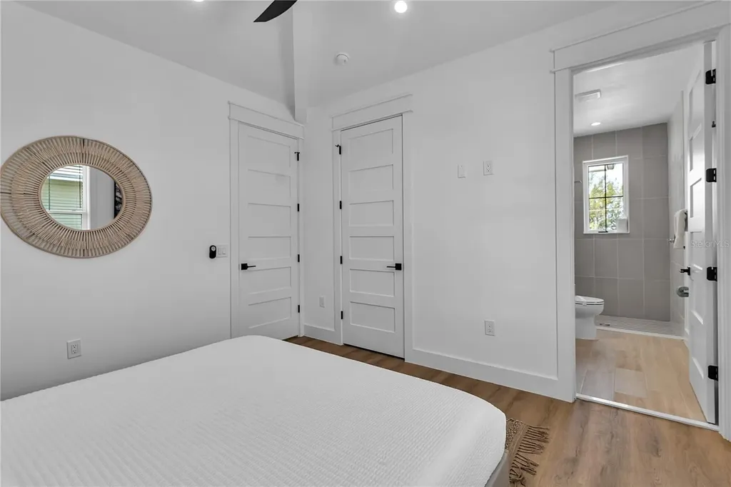 2215 Avenue C Bradenton Beach FL 34217