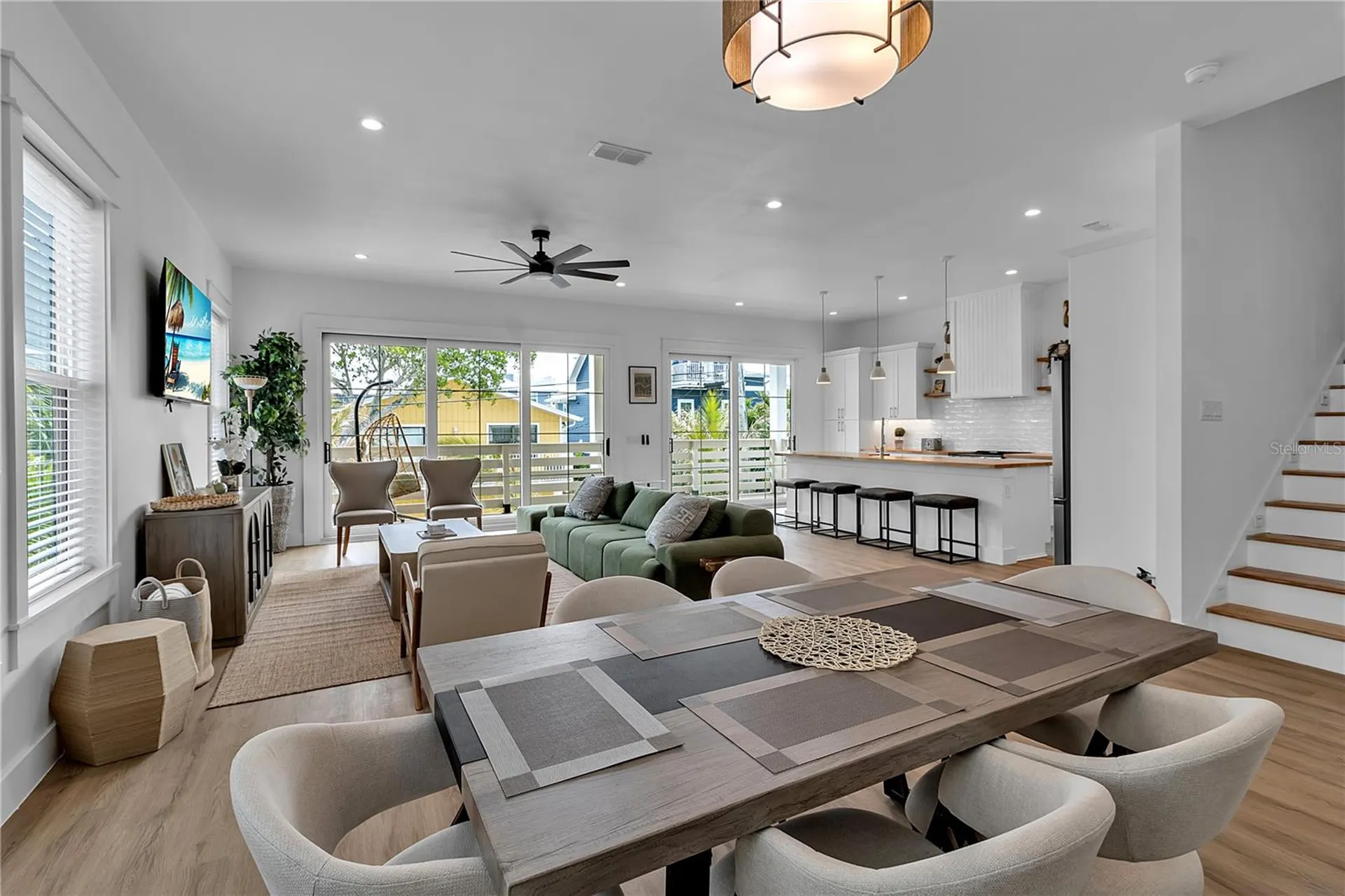 2215 Avenue C Bradenton Beach FL 34217