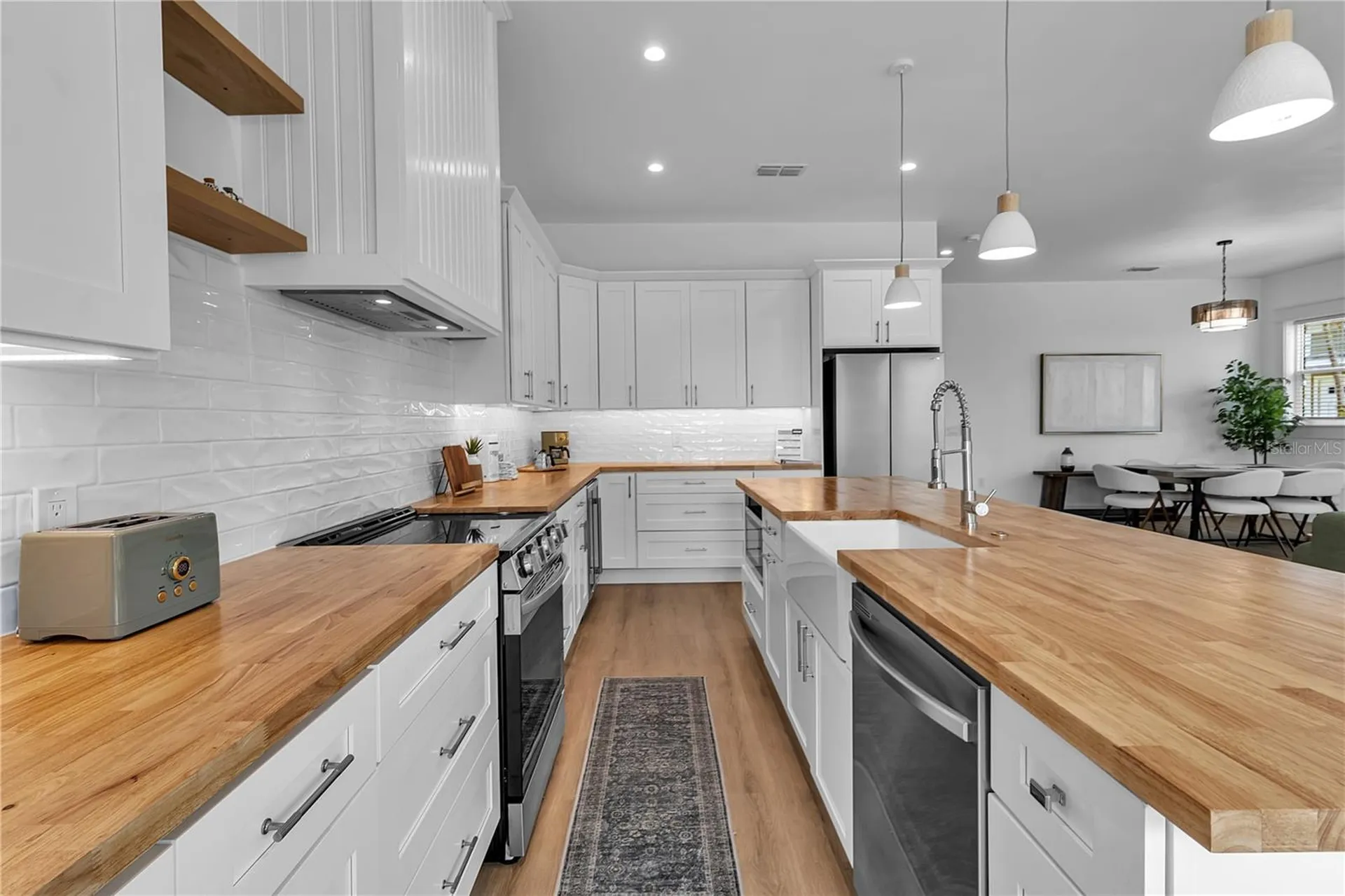 2215 Avenue C Bradenton Beach FL 34217