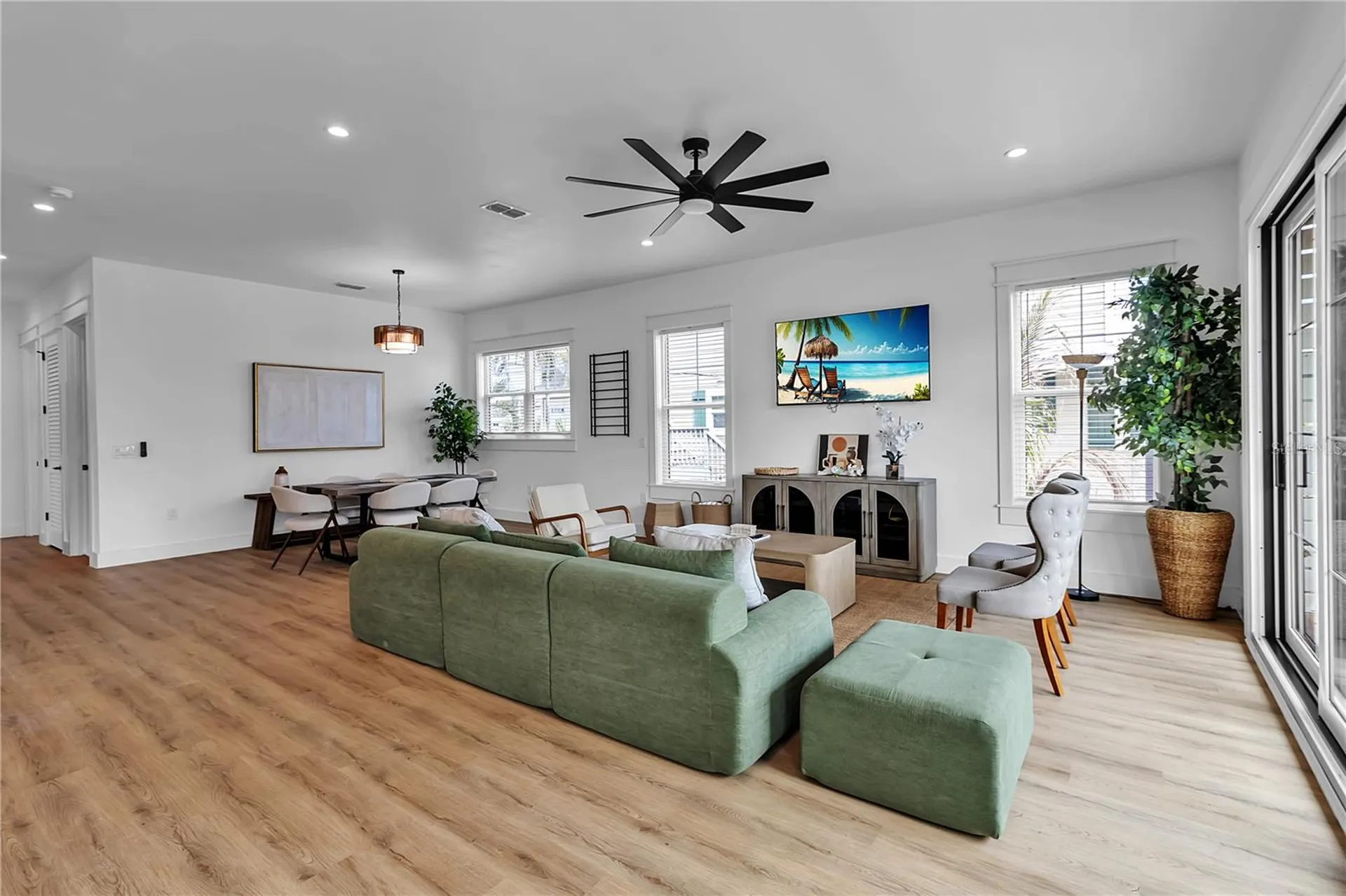 2215 Avenue C Bradenton Beach FL 34217