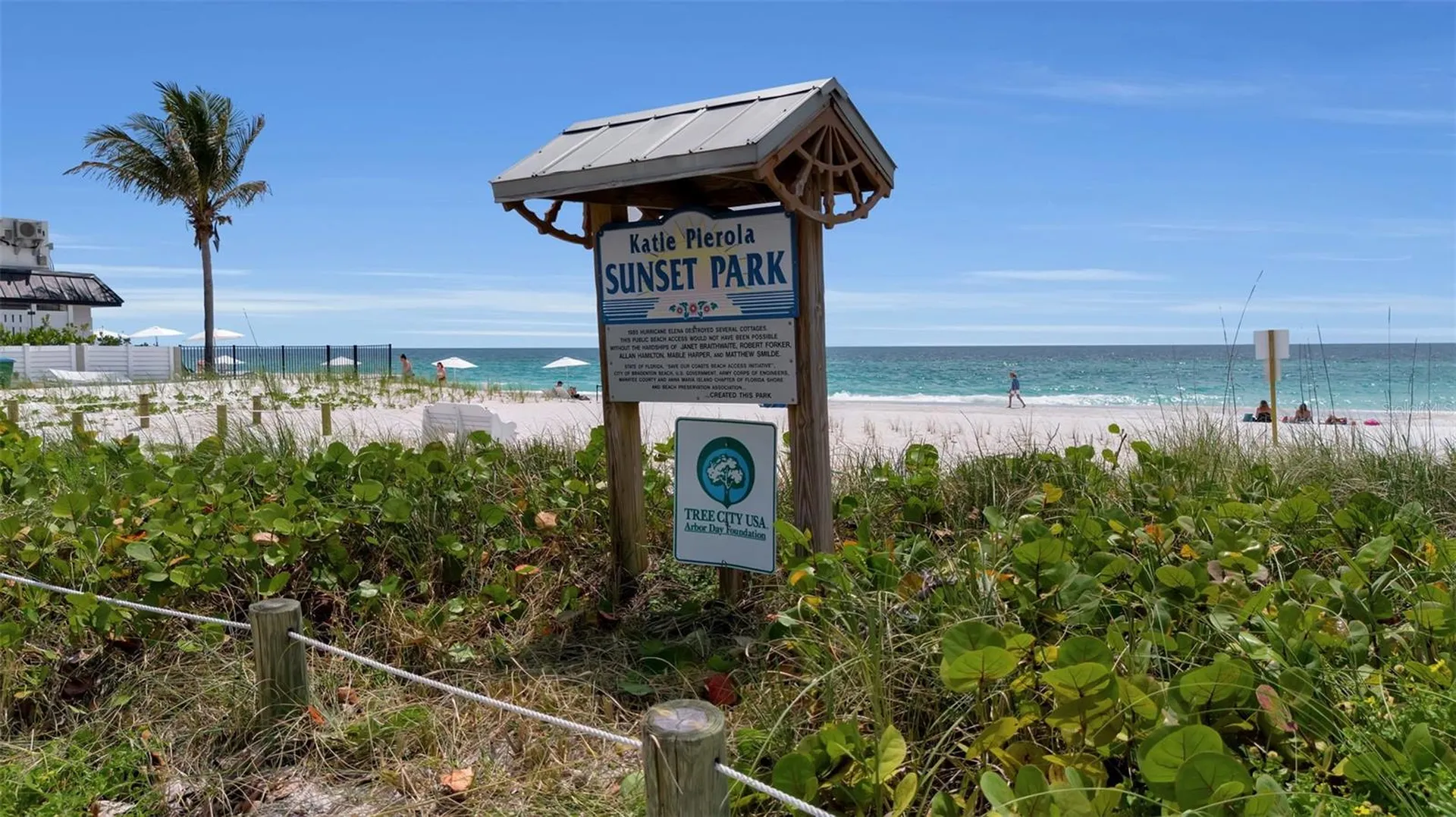 2215 Avenue C Bradenton Beach FL 34217