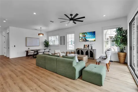 2215 Avenue C Bradenton Beach FL 34217