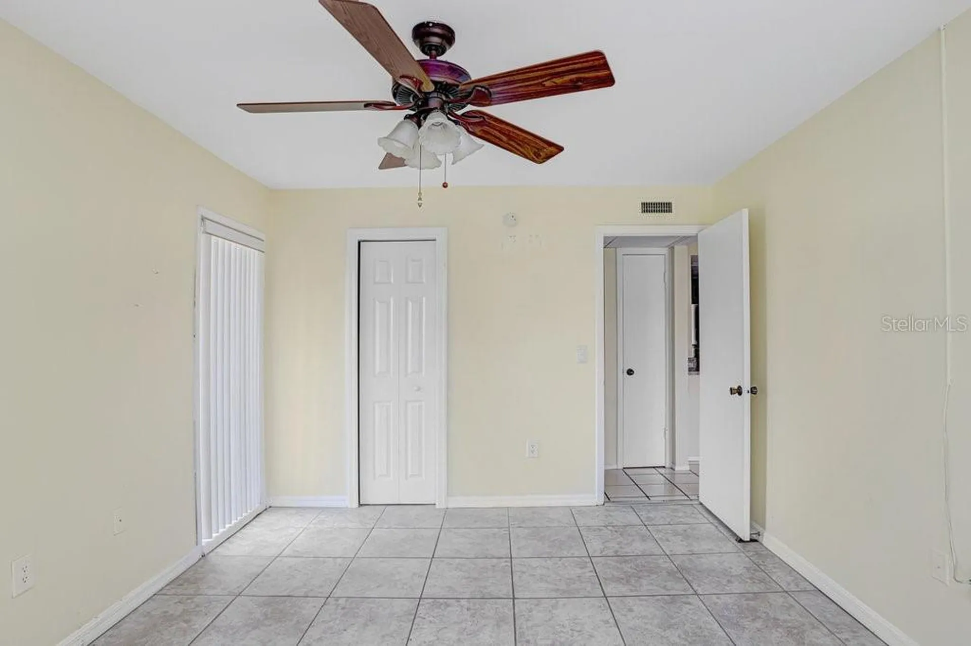 8605 Huron Court Tampa FL 33614