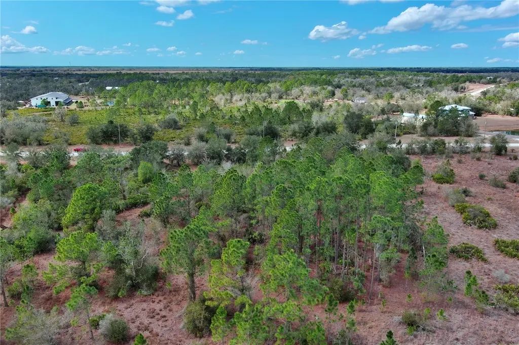 2107 405 Court E Myakka City FL 34251