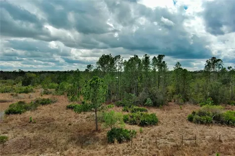 2107 405 Court E Myakka City FL 34251