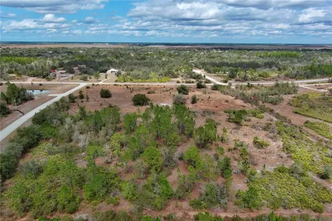 2107 405 Court E Myakka City FL 34251