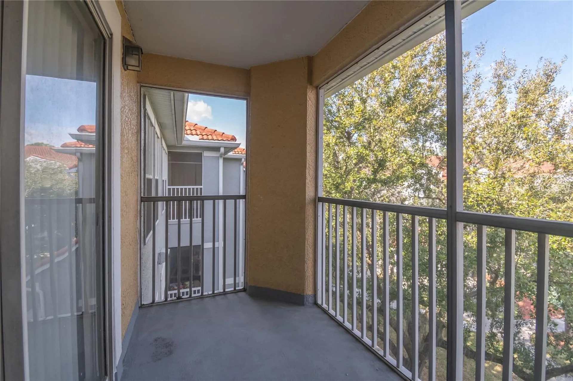 18001 Richmond Place Drive Tampa FL 33647