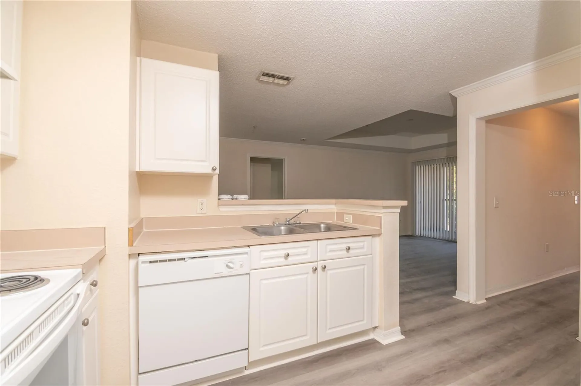 18001 Richmond Place Drive Tampa FL 33647