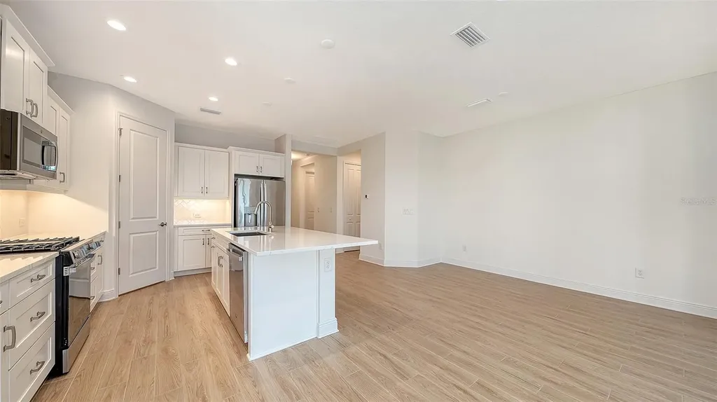 2114 Sylvester Palm Lane Bradenton FL 34212