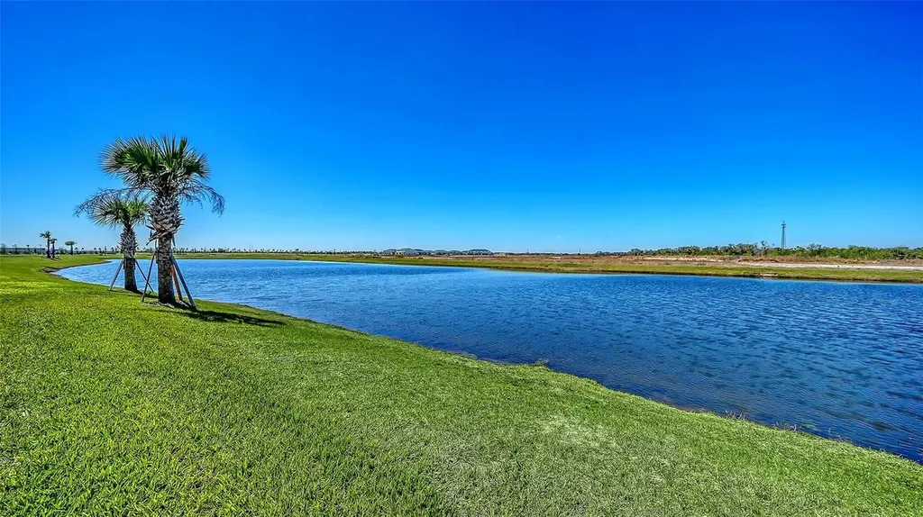 2114 Sylvester Palm Lane Bradenton FL 34212