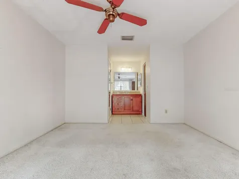 7113 Lauder Place Tampa FL 33617