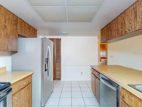 7113 Lauder Place Tampa FL 33617