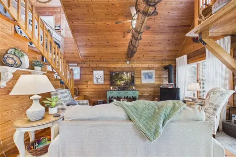 21038 Reindeer Road Christmas FL 32709