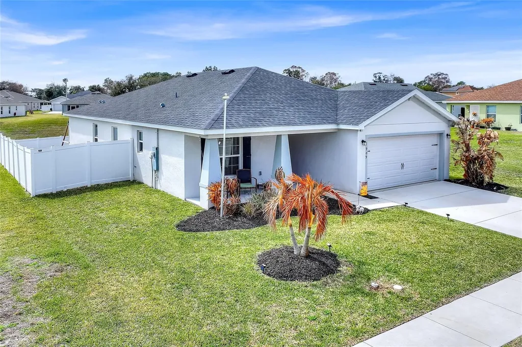 909 Inverness Way Lake Alfred FL 33850