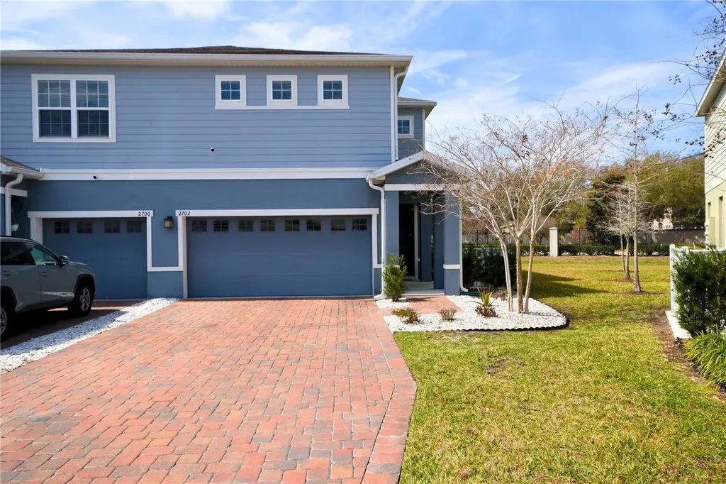 2702 Pleasant Cypress Circle Kissimmee FL 34741