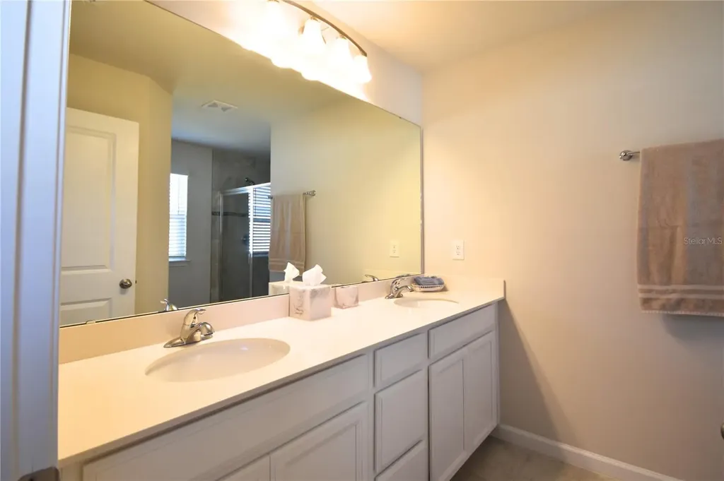 2702 Pleasant Cypress Circle Kissimmee FL 34741