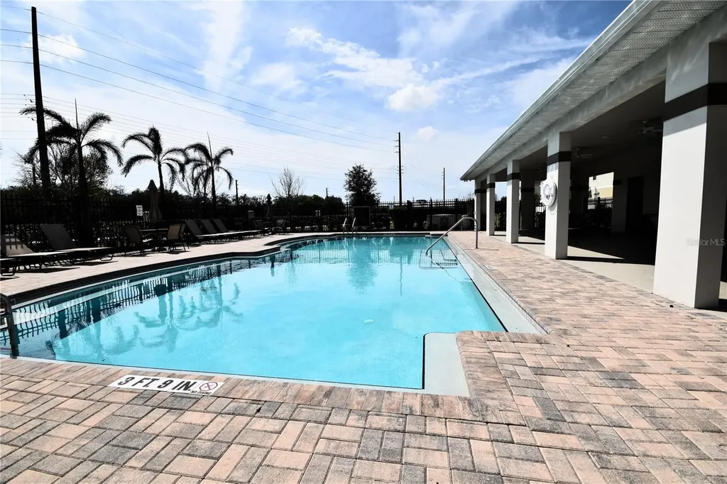 2702 Pleasant Cypress Circle Kissimmee FL 34741