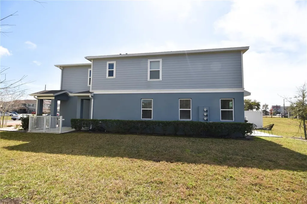 2702 Pleasant Cypress Circle Kissimmee FL 34741