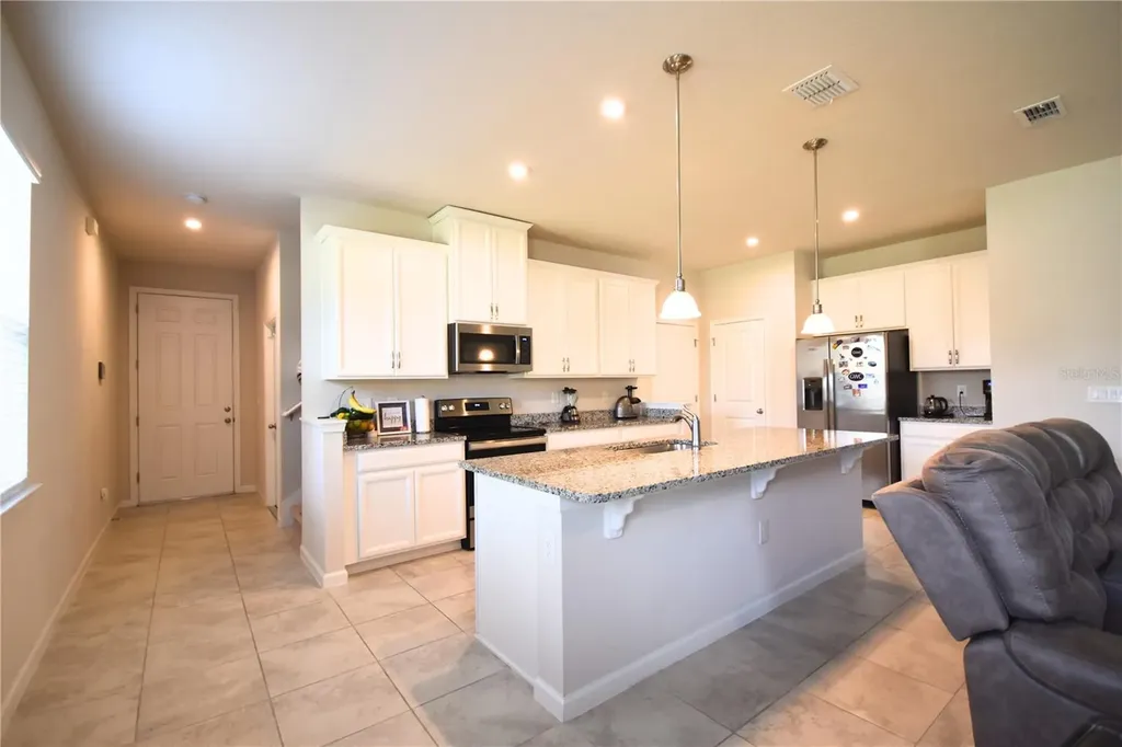 2702 Pleasant Cypress Circle Kissimmee FL 34741