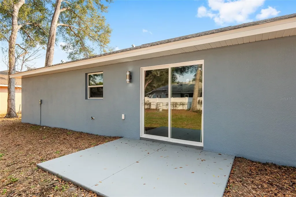 1820 SW Harbor Hills Road Dunnellon FL 34431