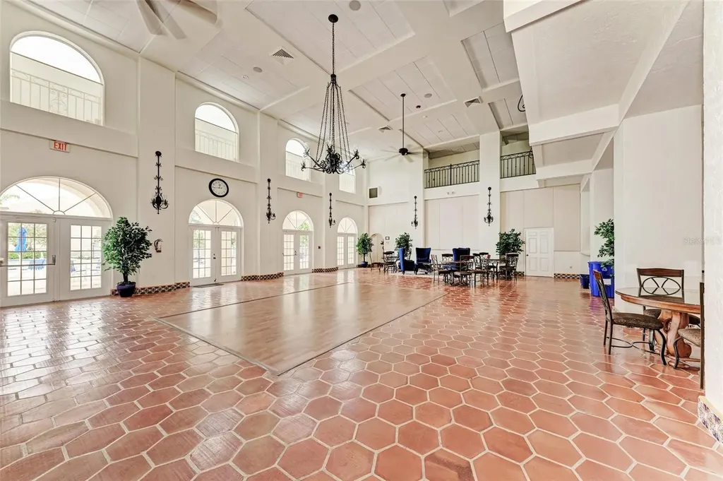 6101 34th Street W Bradenton FL 34210