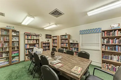 6101 34th Street W Bradenton FL 34210