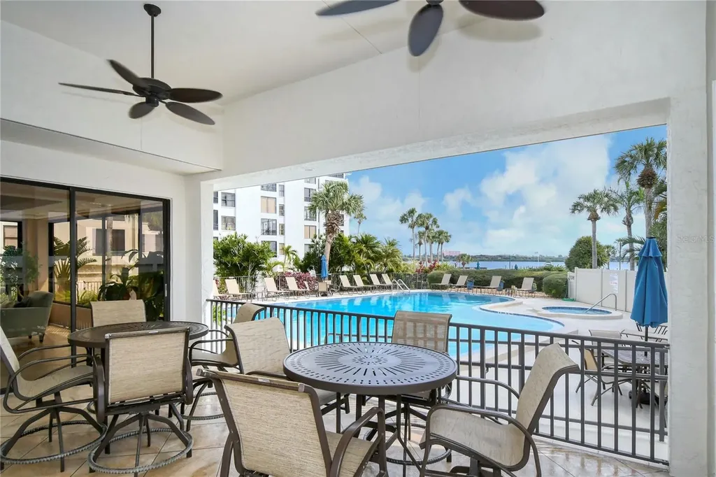 8735 Midnight Pass Road Sarasota FL 34242