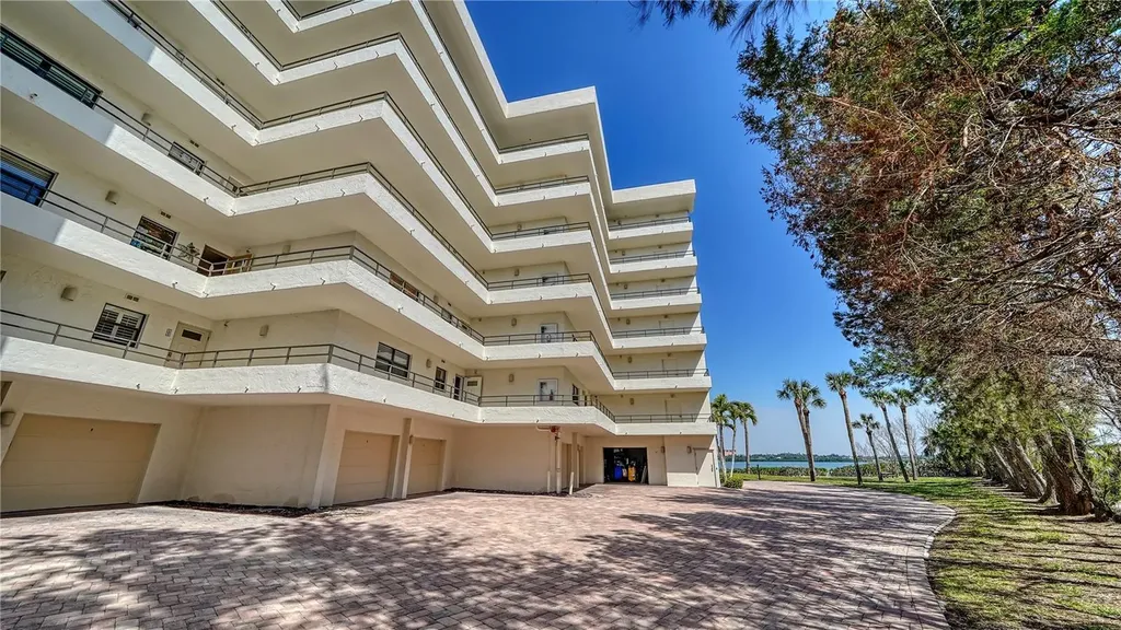 8735 Midnight Pass Road Sarasota FL 34242