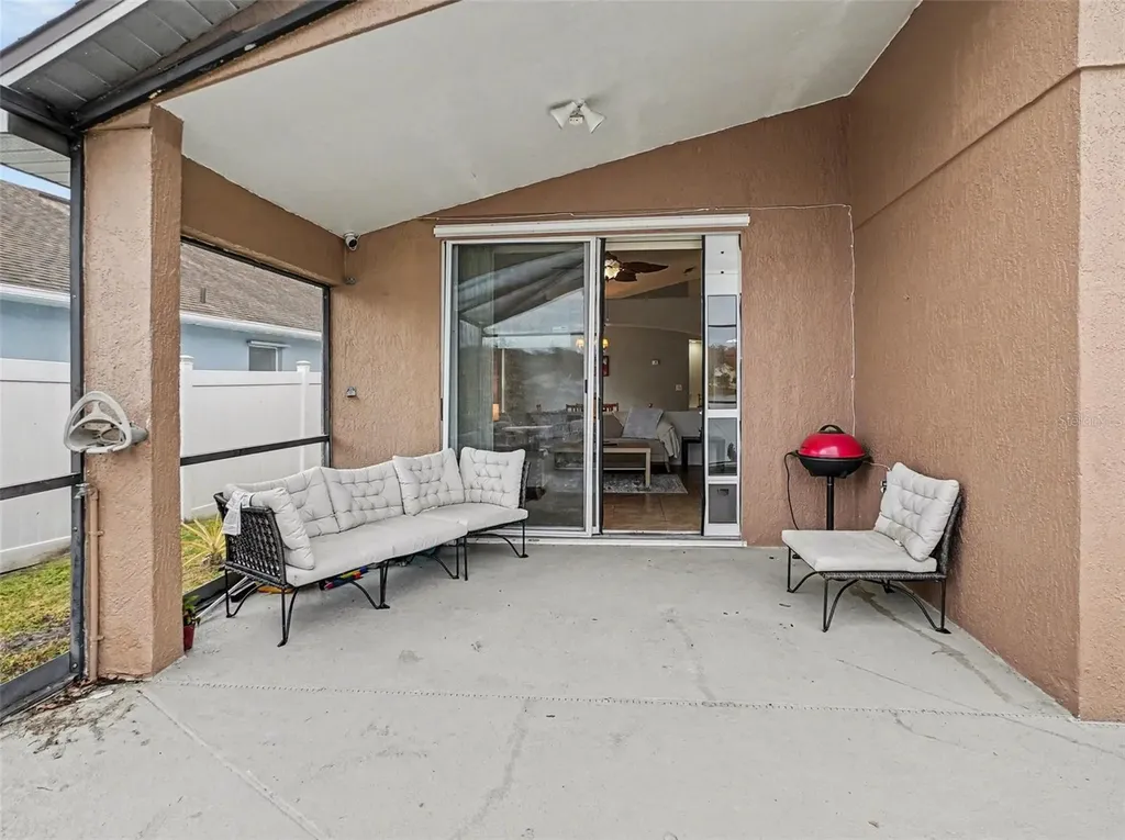 2415 Black Powder Lane Kissimmee FL 34743