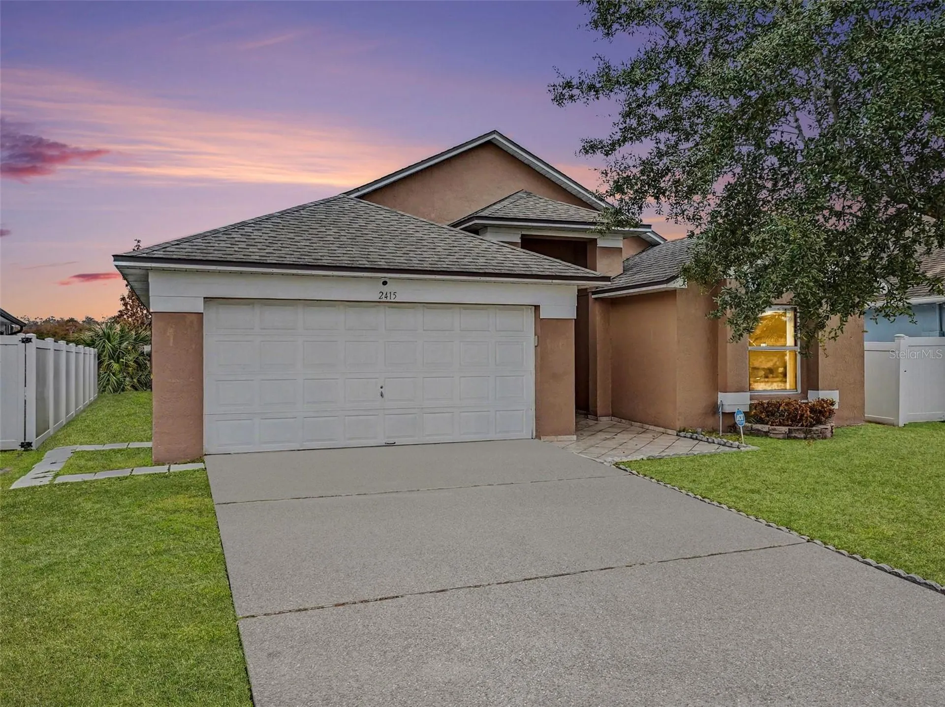 2415 Black Powder Lane Kissimmee FL 34743
