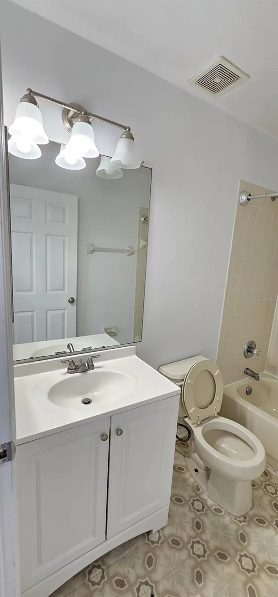 641 Kensington Lake Circle Brandon FL 33511